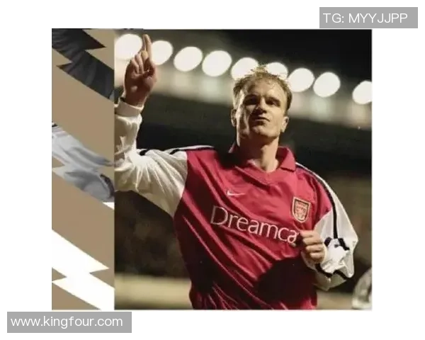 丹尼斯·博格坎普：传奇前锋的巅峰岁月与足球艺术之路