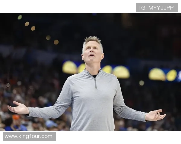 开拓者与勇士激战正酣 双方实力对决引发球迷热议