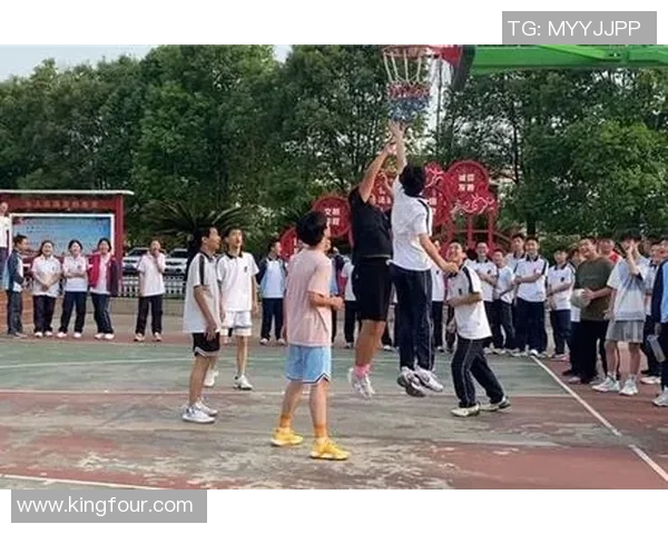 体育比赛中的团队合作与个人表现如何相辅相成提升竞技水平与观赏性